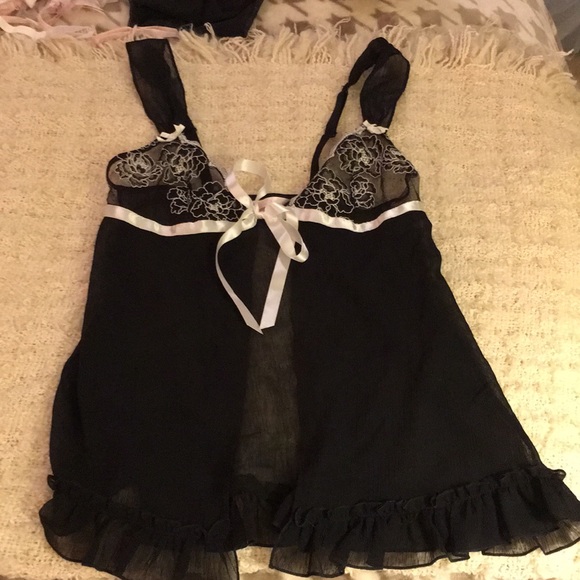 Victoria's Secret Other - Xsmall black sheer cami open front. VS like new